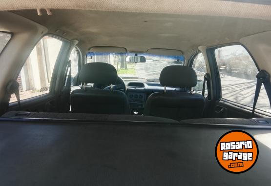 Autos - Chevrolet CORSA WAGON 2004 GNC 320000Km - En Venta