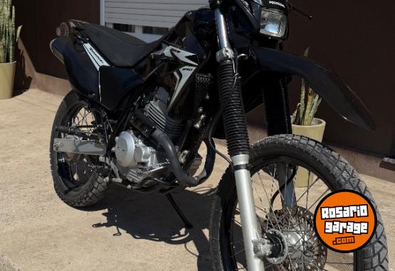 Motos - Honda Tornado 2020 Nafta 20000Km - En Venta