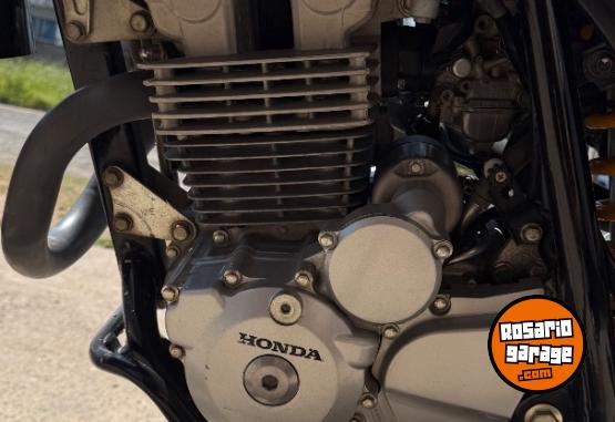 Motos - Honda Tornado 2020 Nafta 20000Km - En Venta