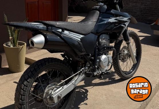 Motos - Honda Tornado 2020 Nafta 20000Km - En Venta