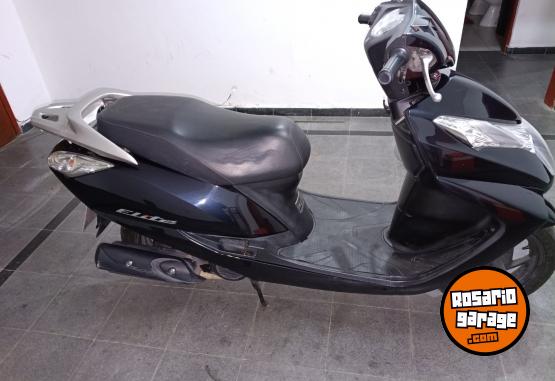 Motos - Honda Elite 2017 Nafta 42300Km - En Venta