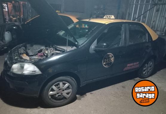 Autos - Fiat Siena 2016 Nafta 400000Km - En Venta