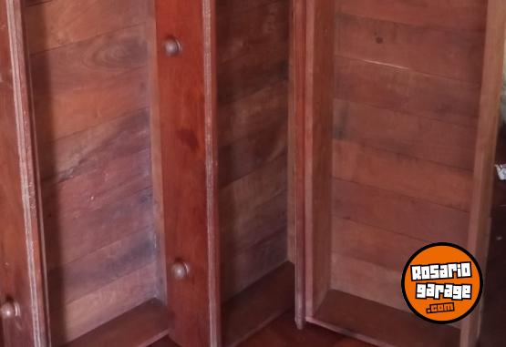 Hogar - Cómoda de Algarrobo macizo en muy buen estado - En Venta