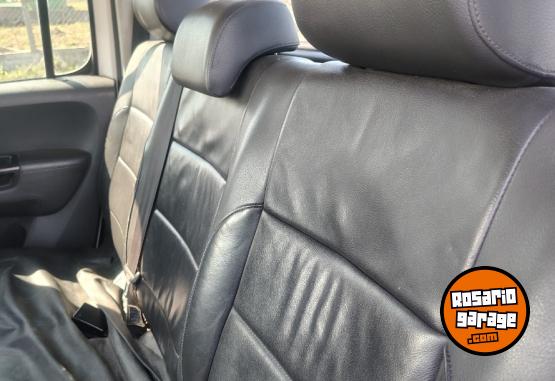Camionetas - Volkswagen Amarok Highline 4x4 2010 Diesel 204000Km - En Venta