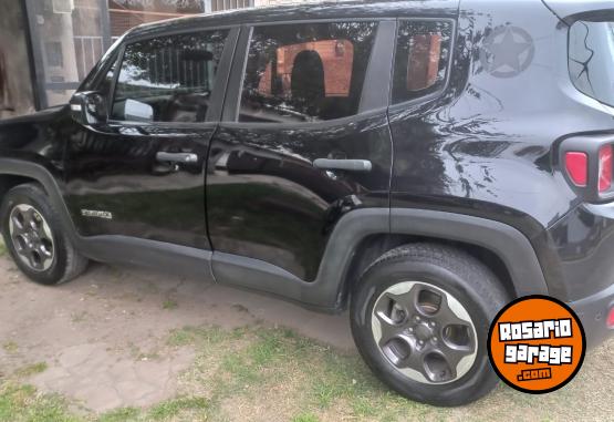 Camionetas - Jeep Renegade 2017 Nafta 100000Km - En Venta
