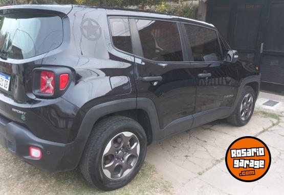 Camionetas - Jeep Renegade 2017 Nafta 100000Km - En Venta
