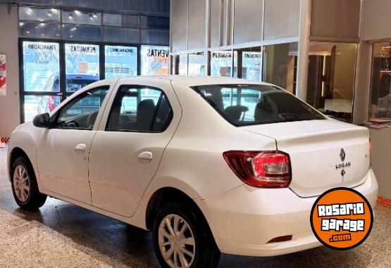 Autos - Renault LOGAN LIFE 2025 Nafta 47000Km - En Venta