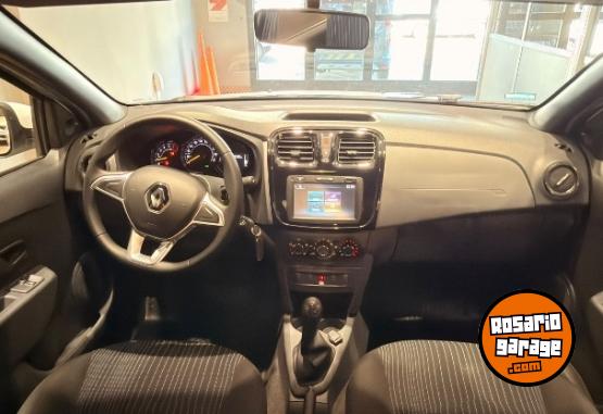 Autos - Renault LOGAN LIFE 2025 Nafta 47000Km - En Venta