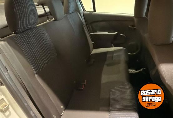 Autos - Renault LOGAN LIFE 2025 Nafta 47000Km - En Venta