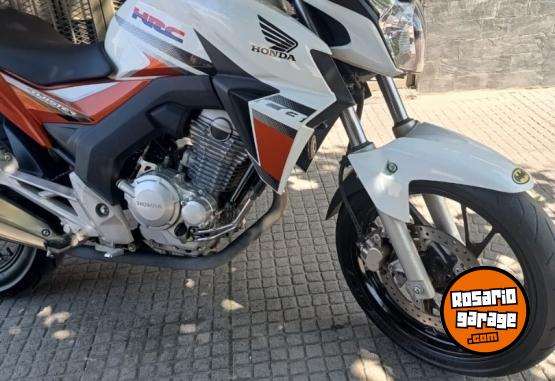 Motos - Honda Twister 250 2018 Nafta 20700Km - En Venta