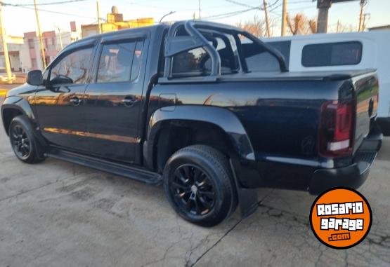 Camionetas - Volkswagen Amarok V6 2022 Diesel 98000Km - En Venta