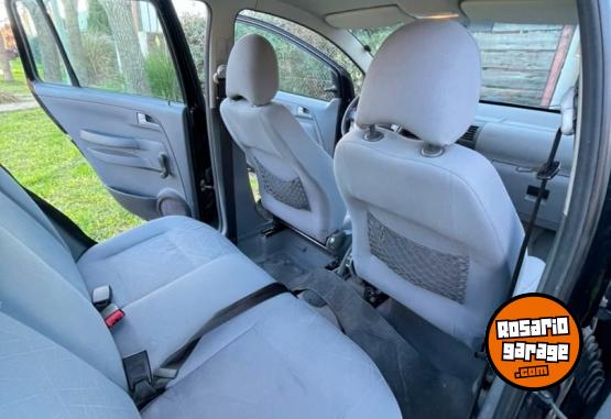 Autos - Volkswagen Suran 2010 Nafta 160000Km - En Venta
