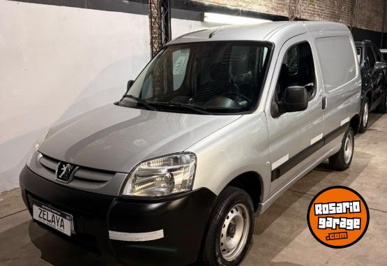 Utilitarios - Peugeot Partner 2018 Nafta 155078Km - En Venta