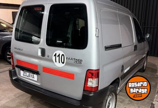 Utilitarios - Peugeot Partner 2018 Nafta 155078Km - En Venta