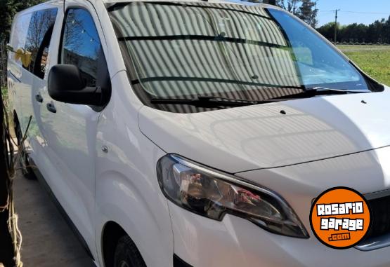 Utilitarios - Peugeot Expert mixta premium 6P 2021 Diesel 111111Km - En Venta