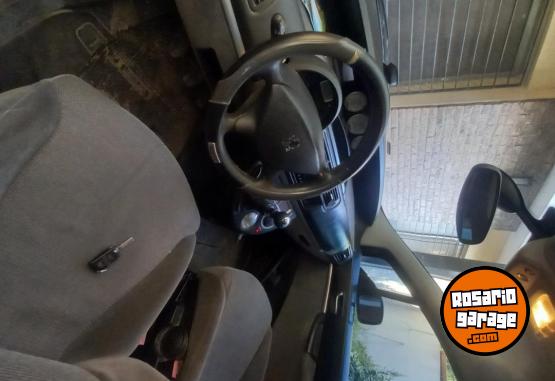 Autos - Peugeot 807 HDI 2.0 7 ASIENTOS 2009 Diesel 197000Km - En Venta