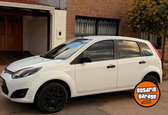 Autos - Ford Fiesta ambiente 2011 Nafta 84000Km - En Venta
