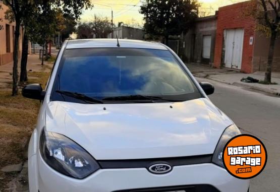Autos - Ford Fiesta ambiente 2011 Nafta 84000Km - En Venta
