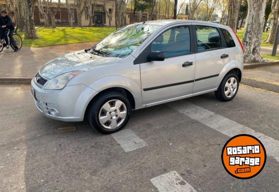 Autos - Ford Fiesta 5ptas 2010 Nafta 212000Km - En Venta