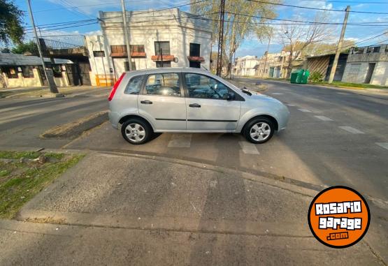Autos - Ford Fiesta 5ptas 2010 Nafta 212000Km - En Venta