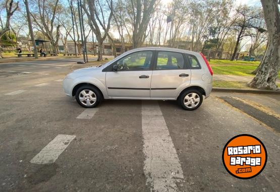 Autos - Ford Fiesta 5ptas 2010 Nafta 212000Km - En Venta