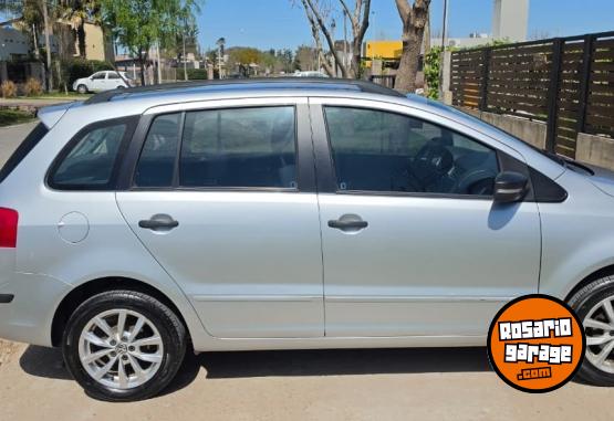 Autos - Volkswagen SURAN 2012 Nafta 151500Km - En Venta