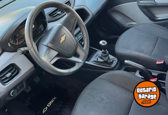 Autos - Chevrolet Onix Joy 2017 Nafta 87000Km - En Venta