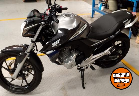 Motos - Honda Twister 250cc 2020 Nafta 1300Km - En Venta