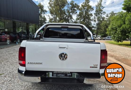 Camionetas - Volkswagen AMAROK V6 HIGHLINE 2023 Diesel 80000Km - En Venta