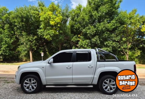 Camionetas - Volkswagen AMAROK V6 HIGHLINE 2023 Diesel 80000Km - En Venta