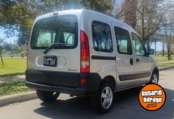 Utilitarios - Renault Kangoo familiar. 2012 Diesel 160000Km - En Venta