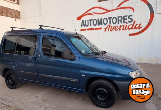 Utilitarios - Citroen BERLINGO 2003 GNC 111111Km - En Venta