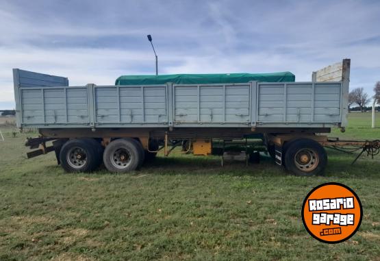 Camiones y Grúas - Acoplado volcador - En Venta