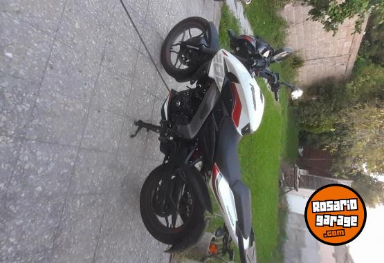 Motos - Bajaj Rouser NS200 2025 Nafta 2500Km - En Venta