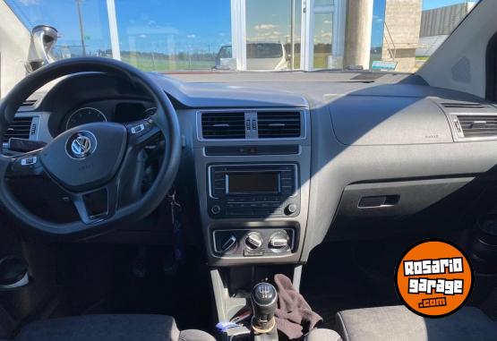 Autos - Volkswagen SURAN TRENDLINE 2016 Nafta 111111Km - En Venta