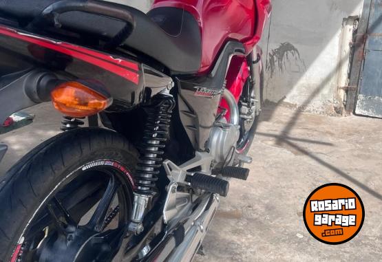 Motos - Honda New Titan 150 2016 Nafta 50000Km - En Venta