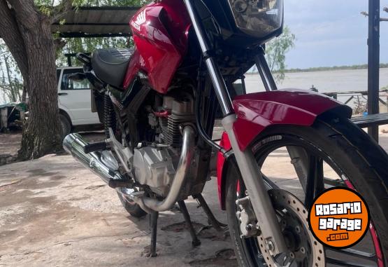 Motos - Honda New Titan 150 2016 Nafta 50000Km - En Venta