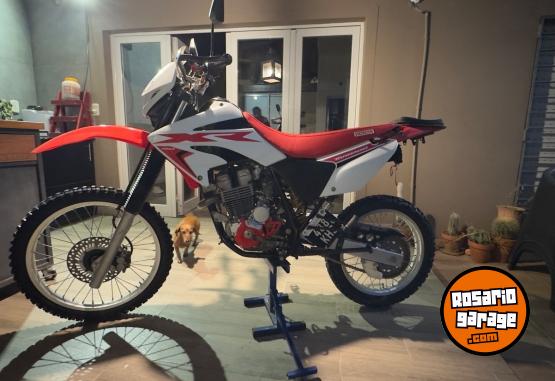 Motos - Honda tornado 250 2014 Nafta 25000Km - En Venta