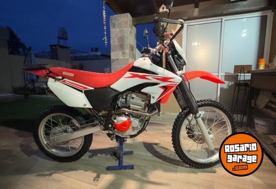 Motos - Honda tornado 250 2014 Nafta 25000Km - En Venta