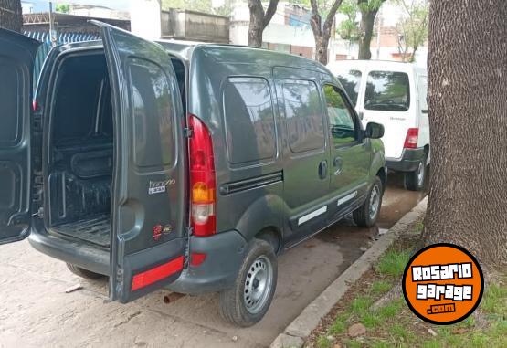 Utilitarios - Renault Kangoo 1.6 2015 GNC 150000Km - En Venta