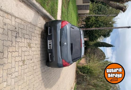 Autos - Peugeot 308 Active HDI 2014 Diesel 200000Km - En Venta