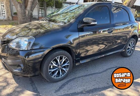 Autos - Toyota Etios xls pack automático 2023 Nafta 85000Km - En Venta