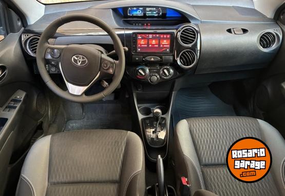 Autos - Toyota Etios xls pack automático 2023 Nafta 85000Km - En Venta