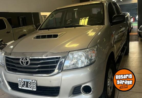 Camionetas - Toyota Hilux 2.5 2015 Diesel 210000Km - En Venta