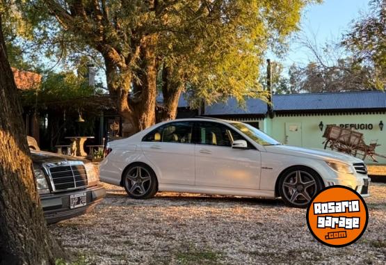 Autos - Mercedes Benz C63 V8 6.2 2011 Nafta 122000Km - En Venta