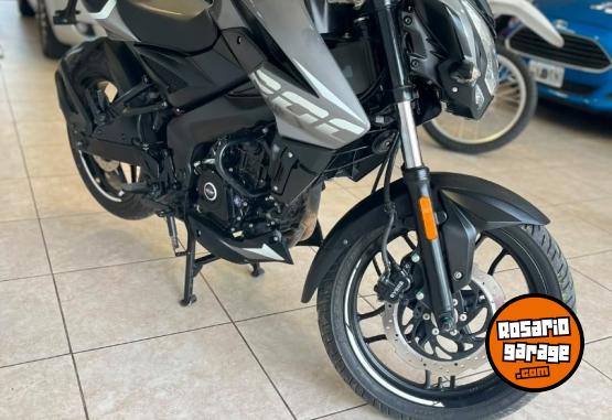 Motos - Bajaj Rouser NS 200 2024 Nafta 5000Km - En Venta