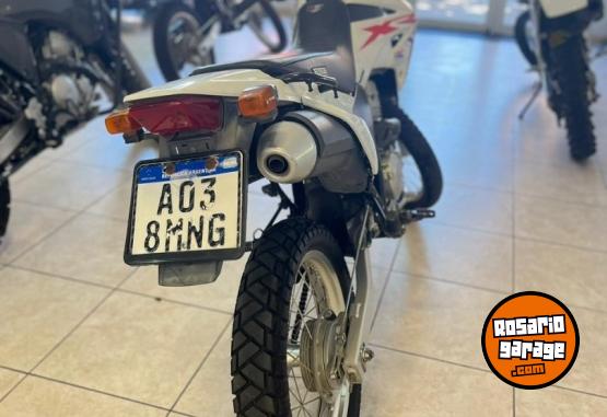 Motos - Honda Tornado 250 2017 Nafta 19000Km - En Venta