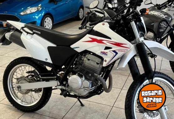 Motos - Honda Tornado 250 2017 Nafta 19000Km - En Venta