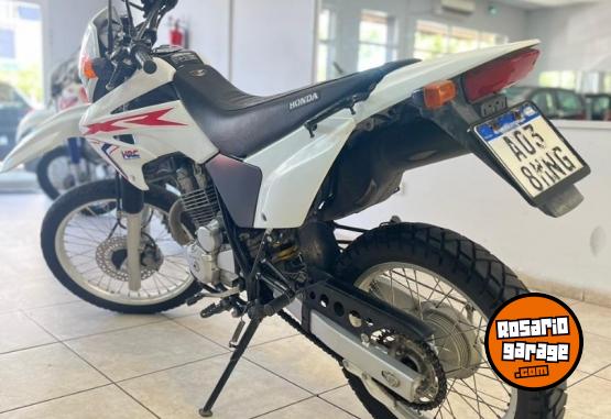 Motos - Honda Tornado 250 2017 Nafta 19000Km - En Venta