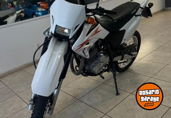Motos - Honda Tornado 250 2017 Nafta 19000Km - En Venta